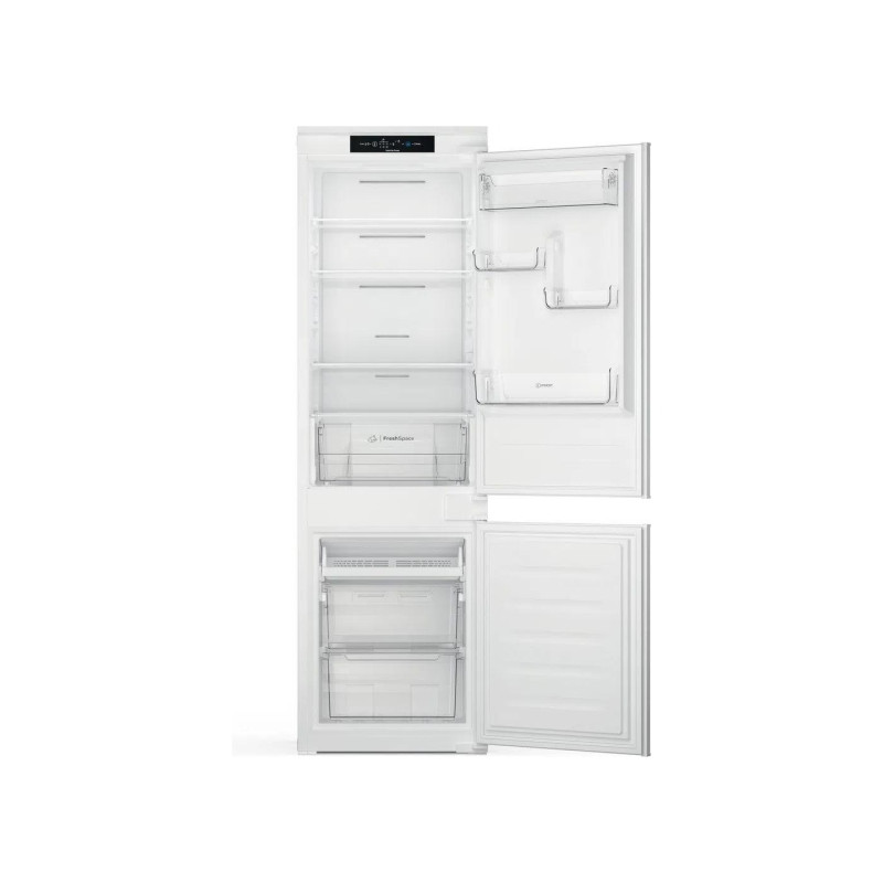 Холодильник Indesit INC18 T311