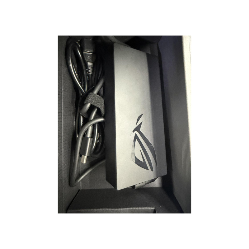 Уценка B NB ASUS 18.0" ROG Strix SCAR 18 G835LW Black (Core Ultra 9 275HX 32Gb 2Tb 5080 16Gb